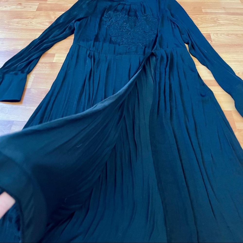 Gorgeous free people piece!